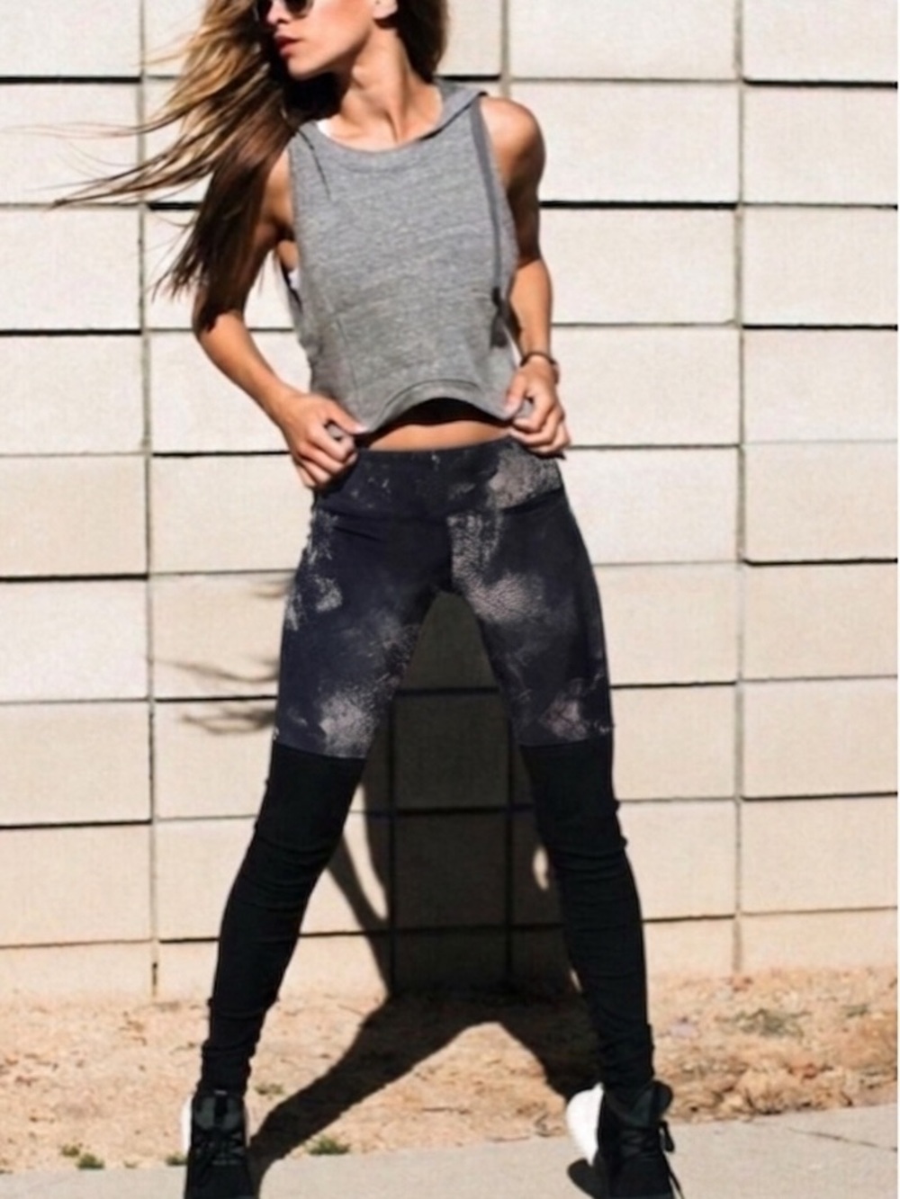 ALO YOGA Goddess Smoked Grey Ruched Leggings Size XS Activewear Athletic Gym